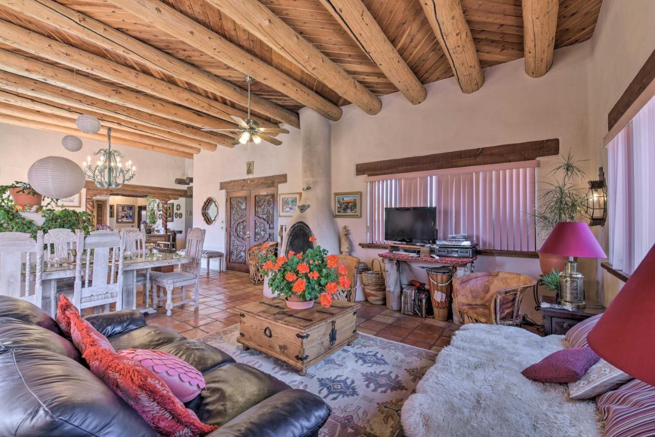 Eclectic El Prado Home With Hot Tub Near Downtown! Esterno foto